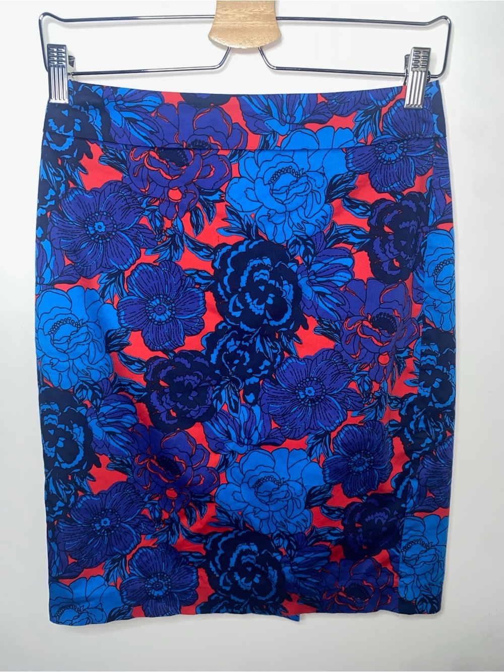 Ann Taylor Bold Floral Pencil Skirt Blue Red Botanical Size 8 / 10 M